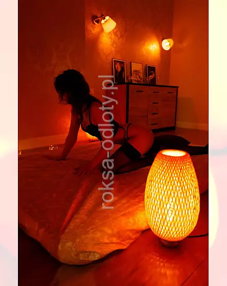 Amina-Blissful massage 
