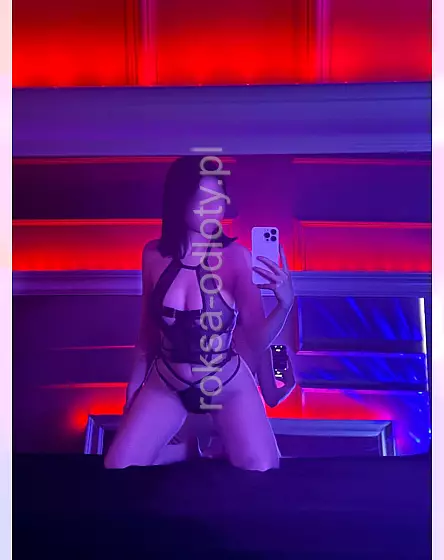 Luna erotic massage